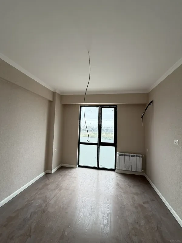 Satılır 3 otaqlı mənzil 84 m²