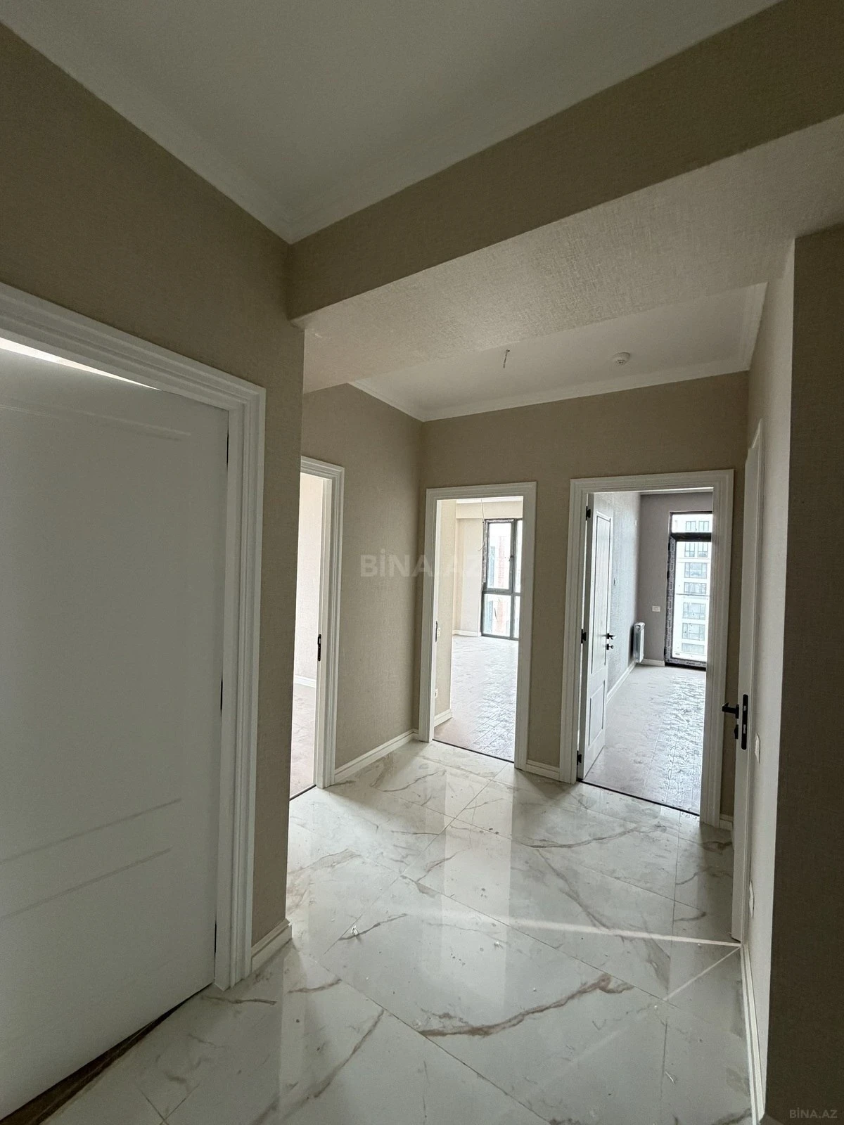 Satılır 3 otaqlı mənzil 84 m²