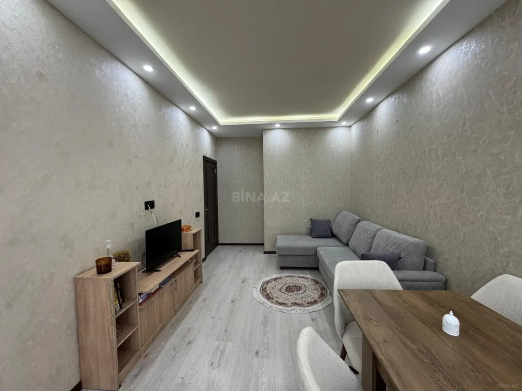 Kirayə verilir 2 otaqlı mənzil 60 m²