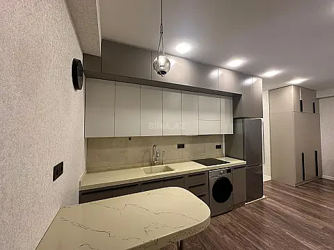 Satılır 2 otaqlı mənzil 80 m²