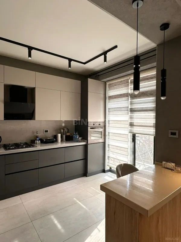 Satılır 2 otaqlı mənzil 90 m²