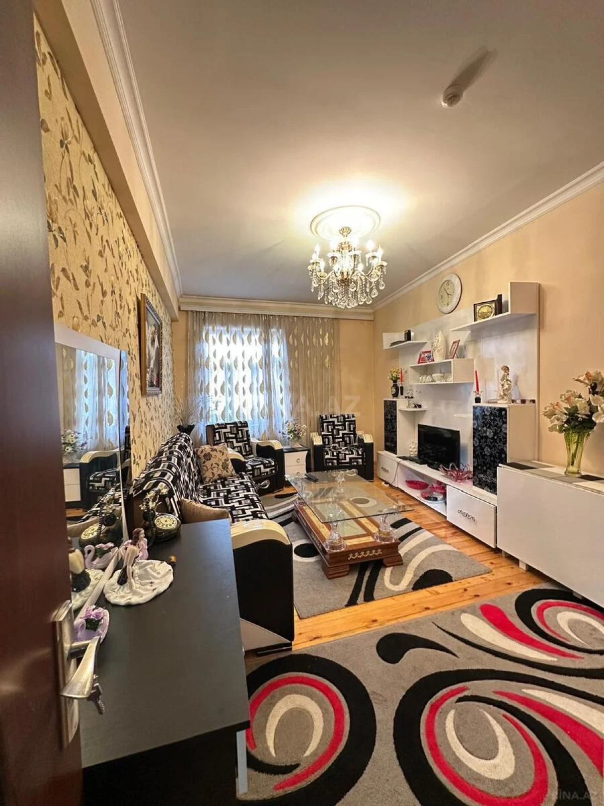Satılır 2 otaqlı mənzil 70 m²