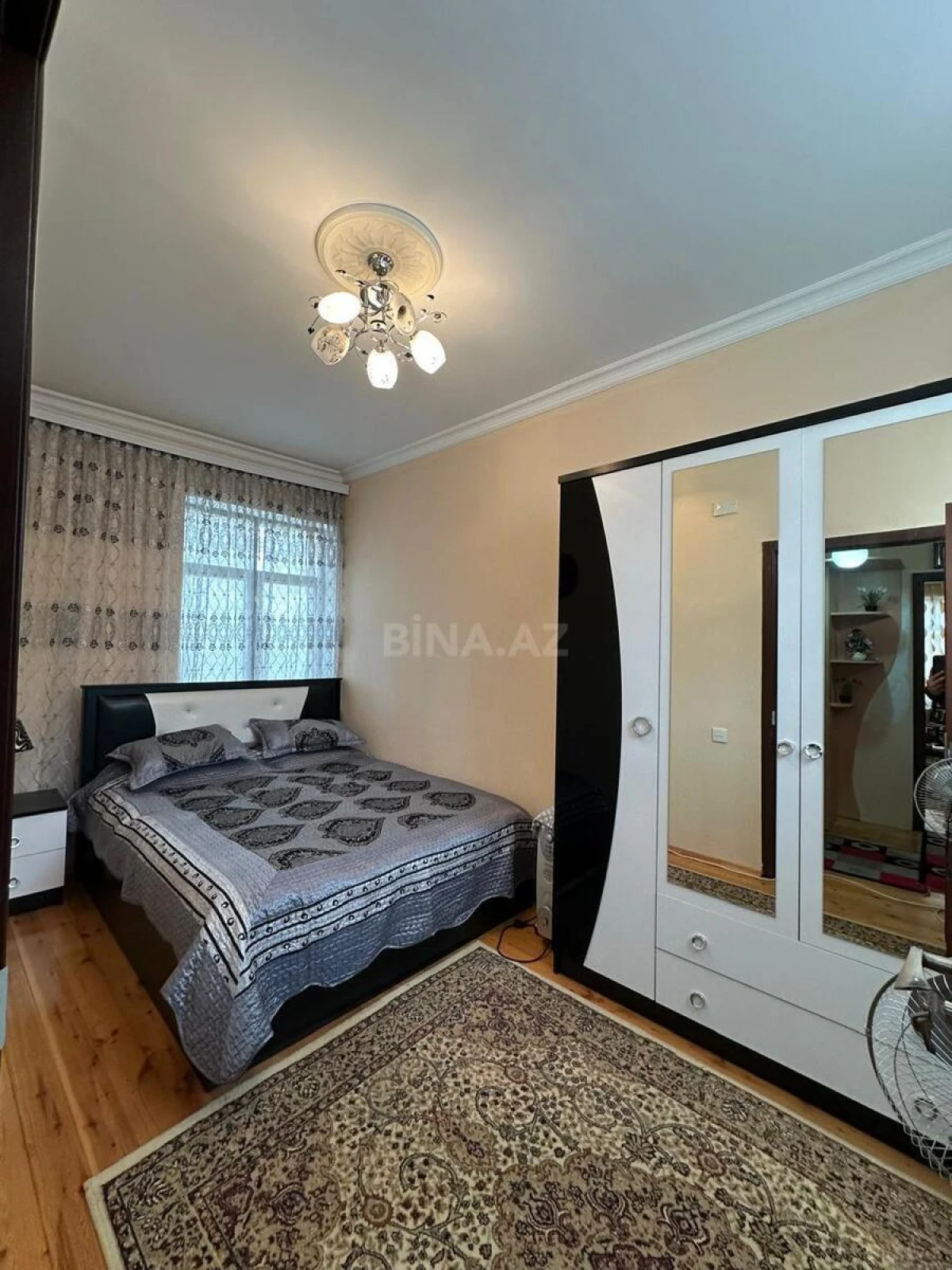Satılır 2 otaqlı mənzil 70 m²