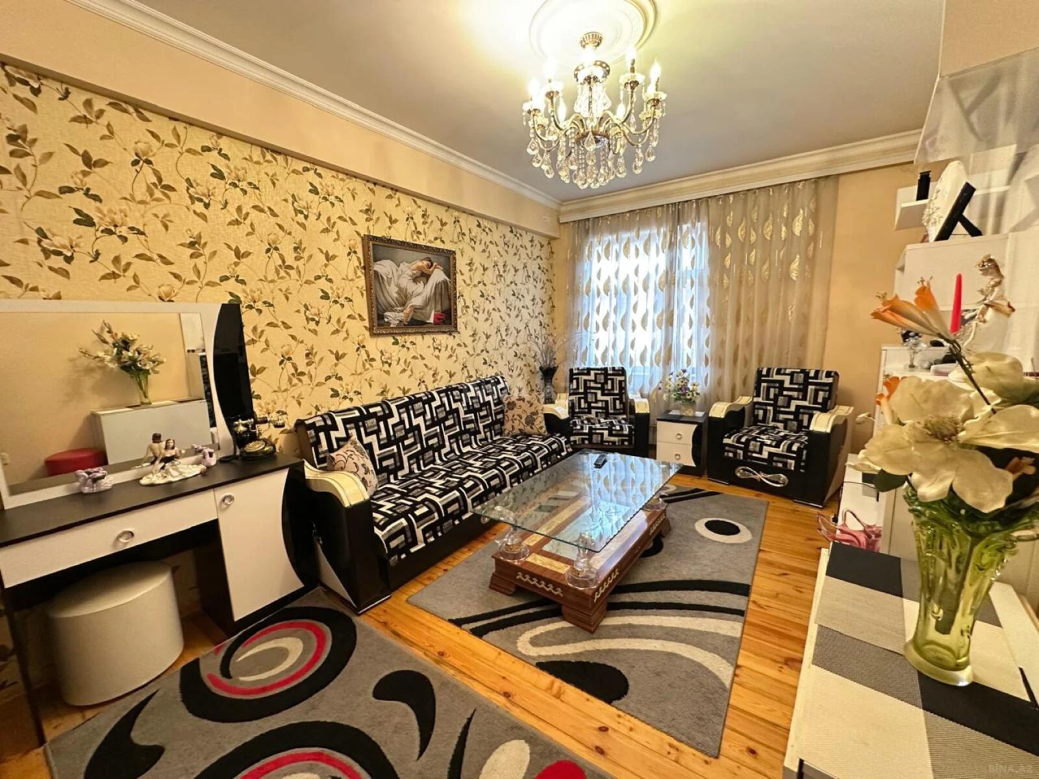Satılır 2 otaqlı mənzil 70 m²