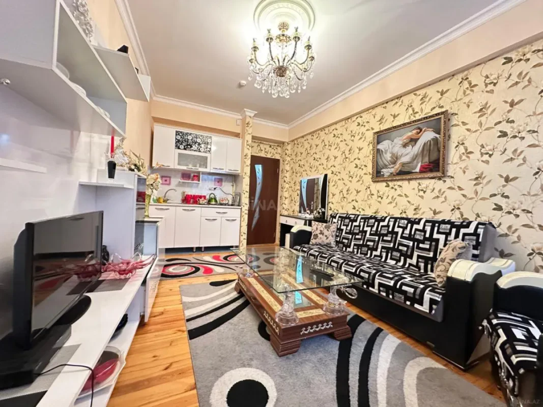 Satılır 2 otaqlı mənzil 70 m²