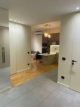 Kirayə verilir 2 otaqlı mənzil 70 m²