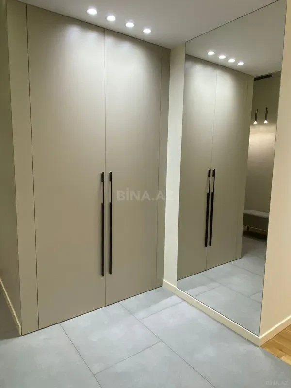 Kirayə verilir 2 otaqlı mənzil 70 m²