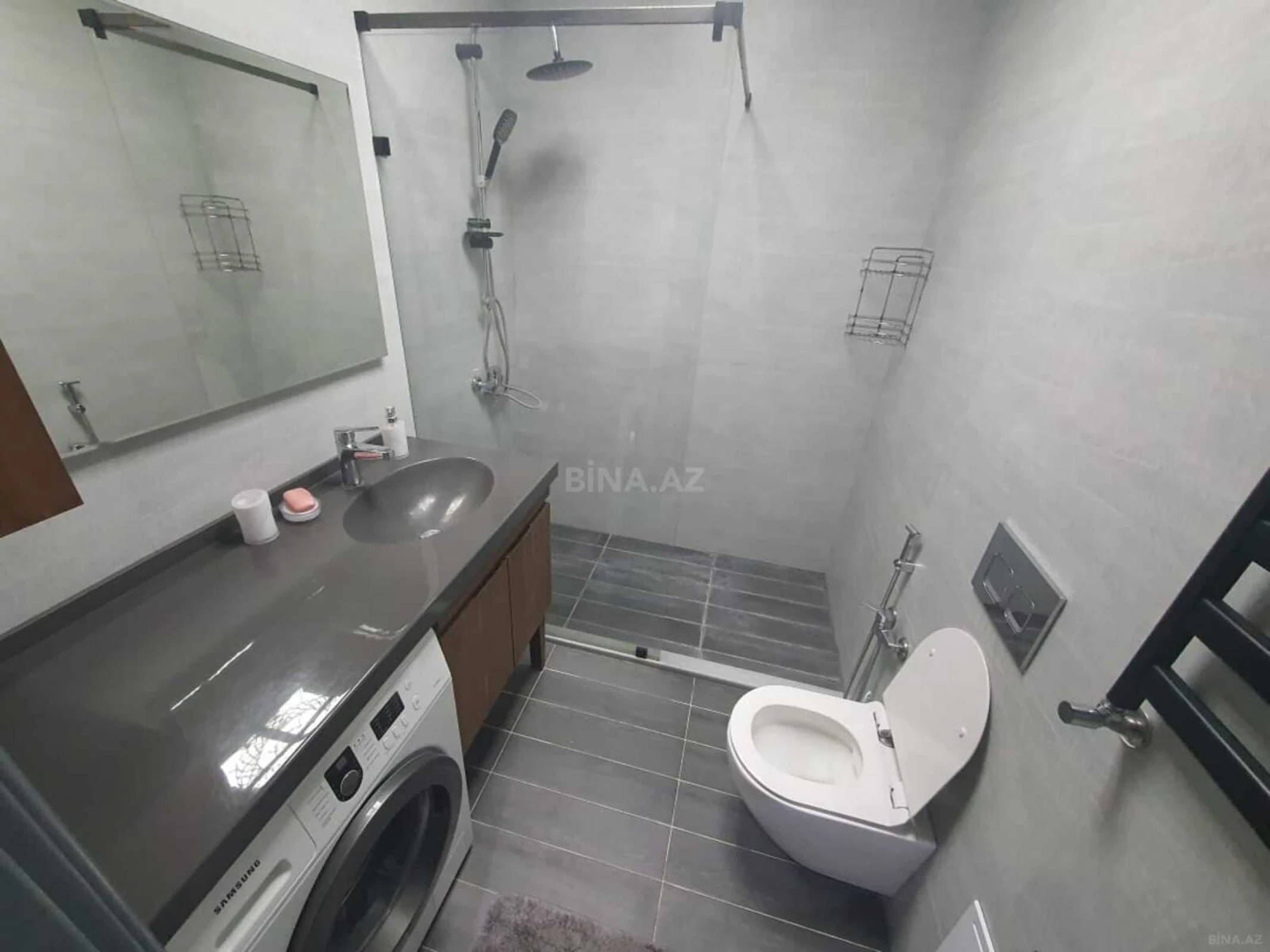 Kirayə verilir 2 otaqlı mənzil 70 m²