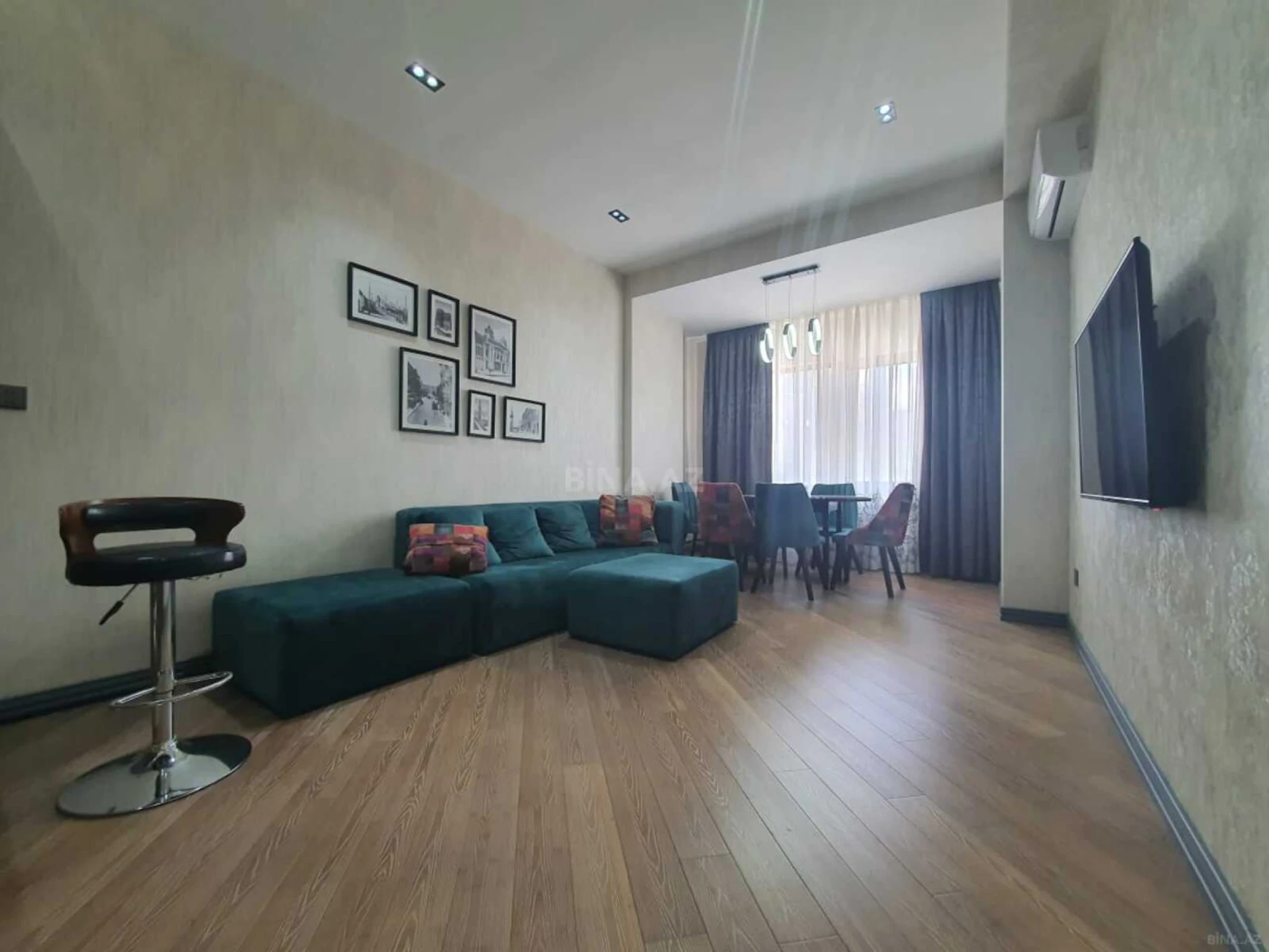 Kirayə verilir 2 otaqlı mənzil 70 m²