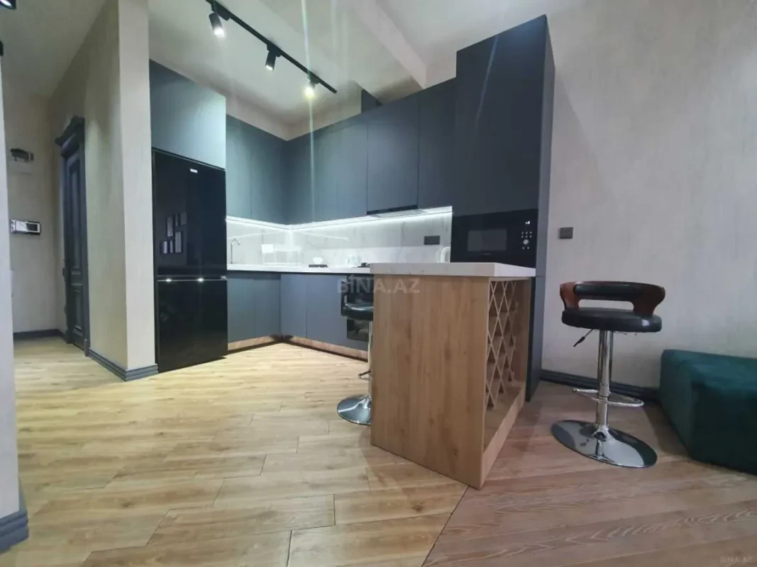 Kirayə verilir 2 otaqlı mənzil 70 m²