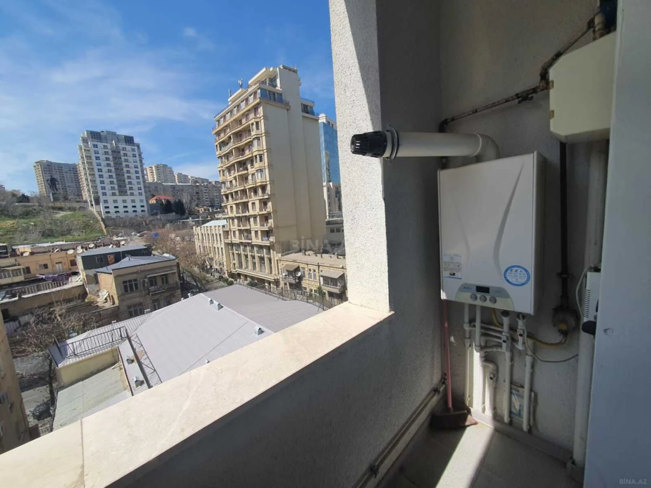 Kirayə verilir 2 otaqlı mənzil 70 m²