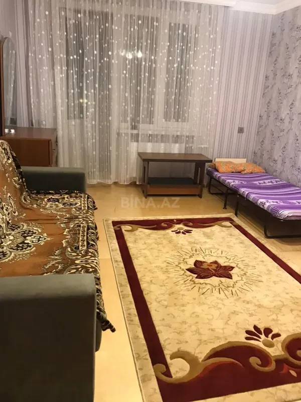 Satılır 1 otaqlı mənzil 35 m²
