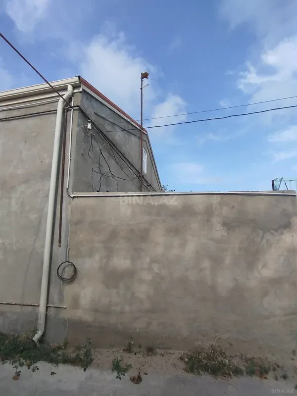 Satılır 3 otaqlı həyət evi 160 m²