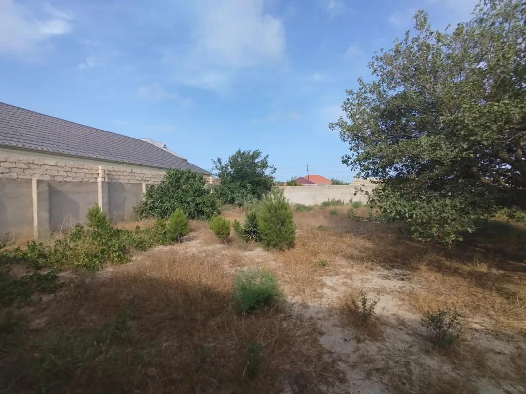 Satılır 3 otaqlı həyət evi 160 m²