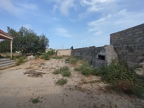 Satılır 3 otaqlı həyət evi 160 m²