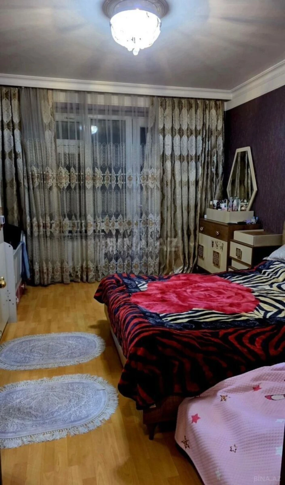 Satılır 2 otaqlı mənzil 65 m²
