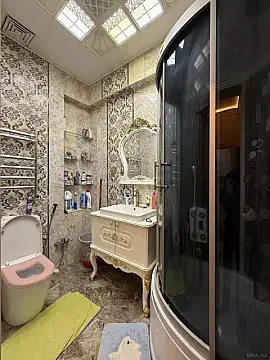 Satılır 2 otaqlı mənzil 78 m²