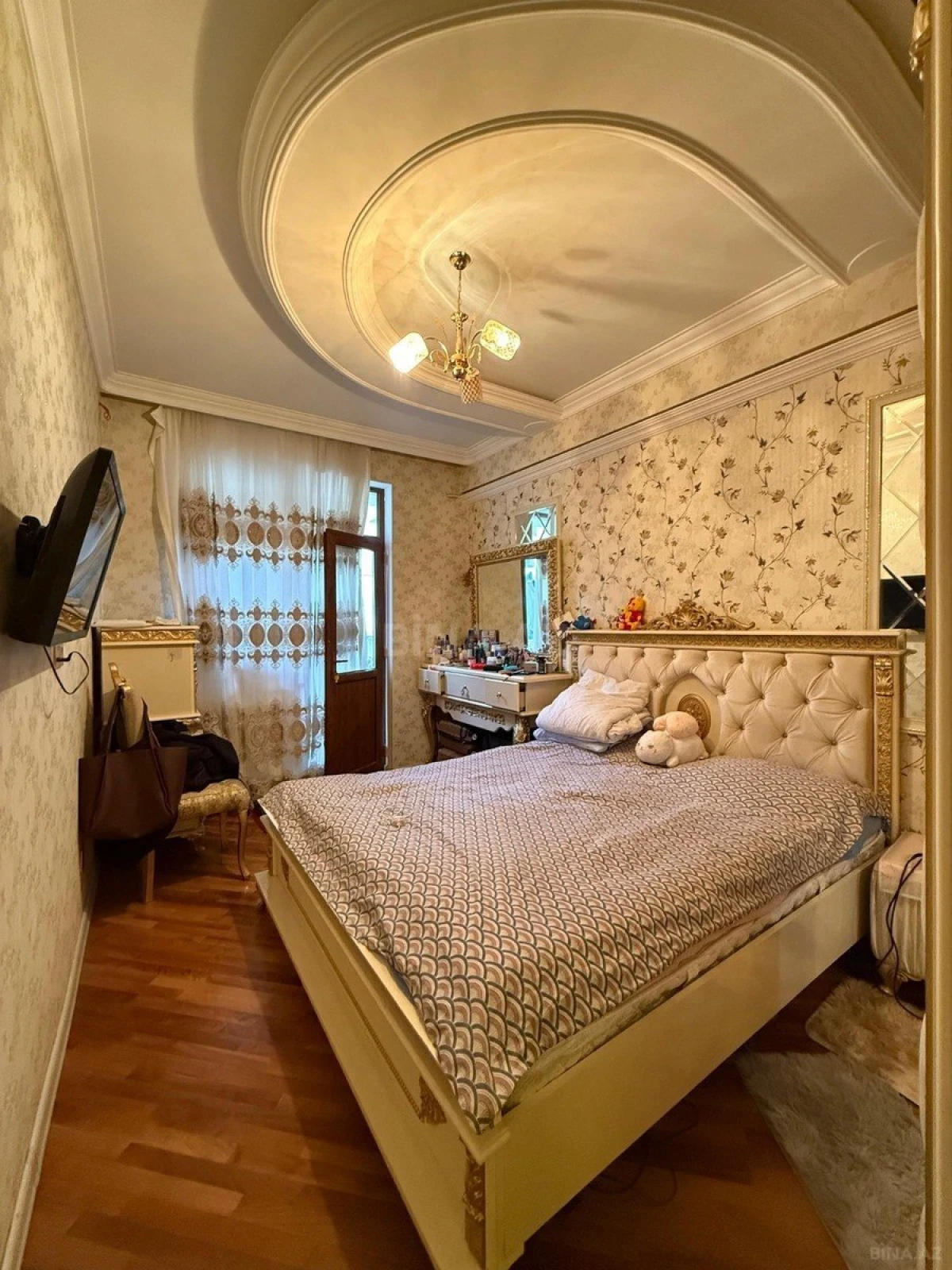 Satılır 2 otaqlı mənzil 78 m²