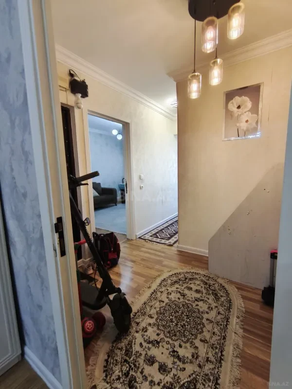 Satılır 2 otaqlı mənzil 70 m²