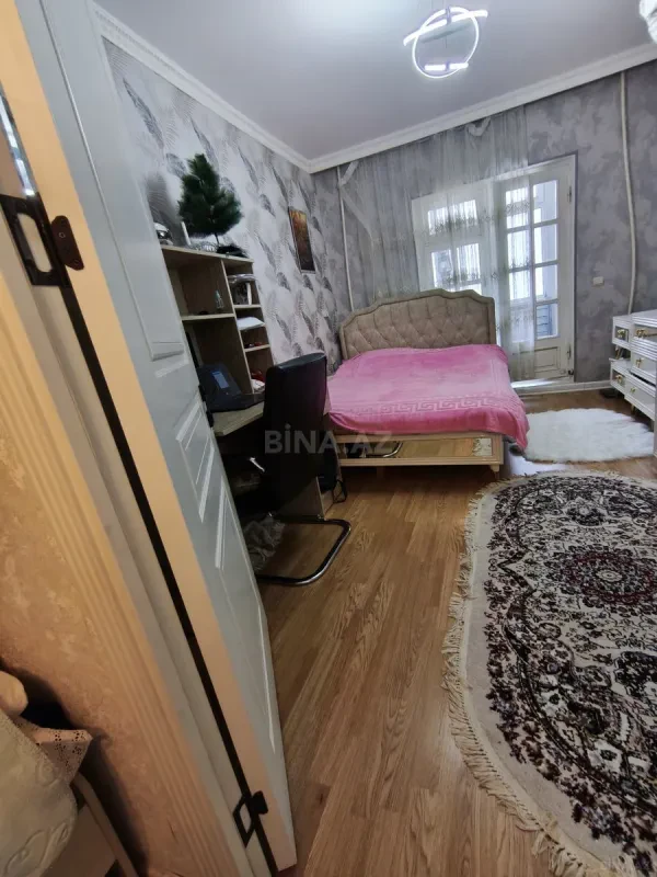 Satılır 2 otaqlı mənzil 70 m²