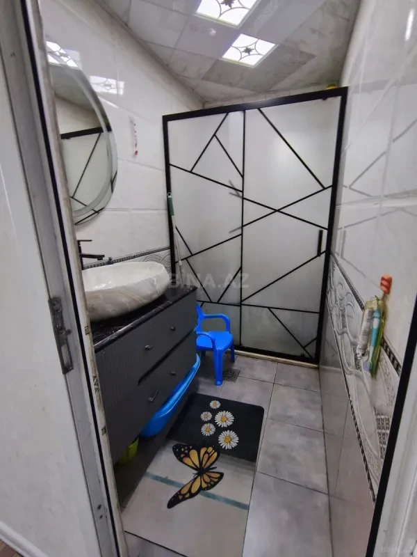 Satılır 2 otaqlı mənzil 70 m²