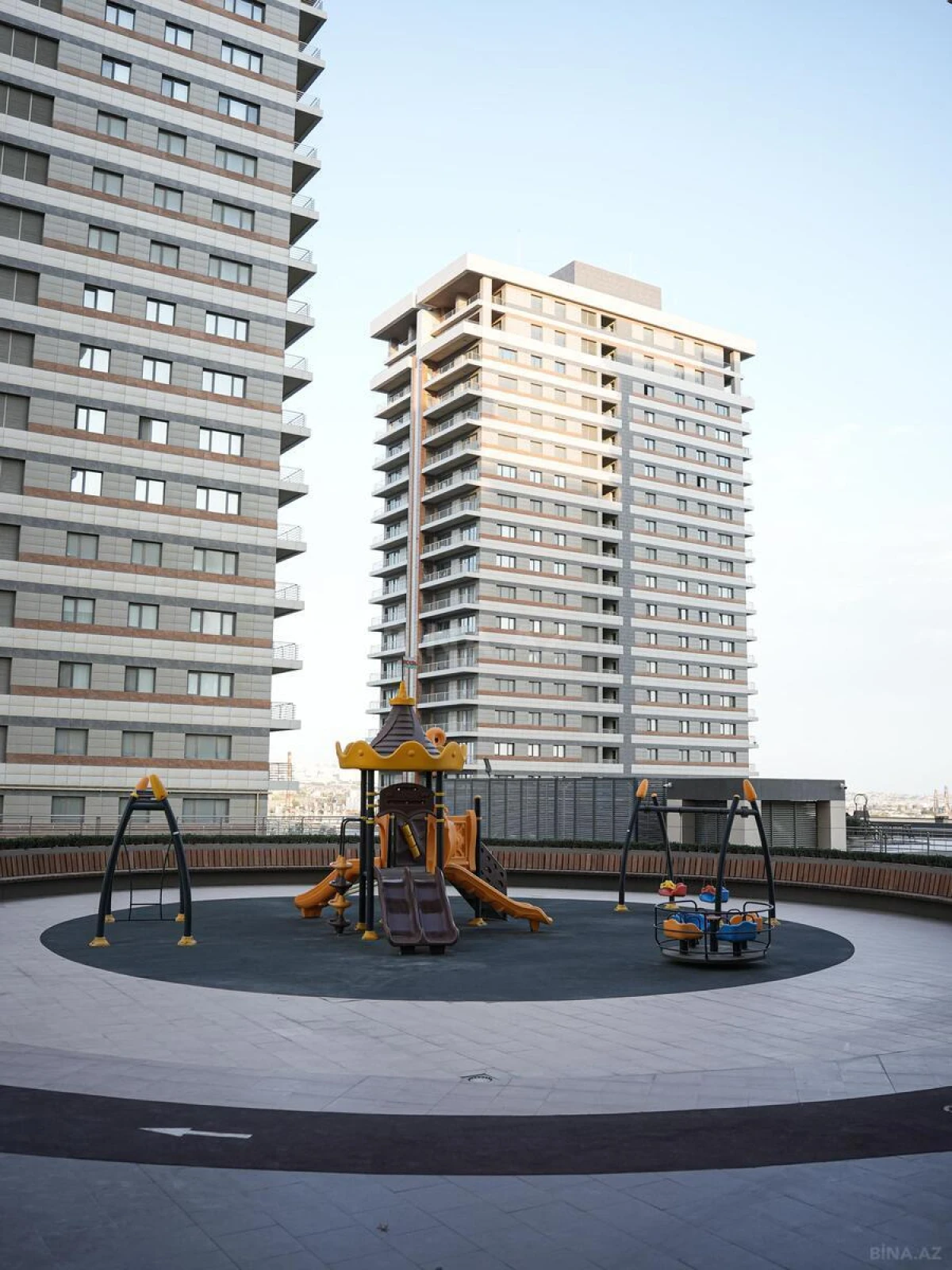 Kirayə verilir 2 otaqlı mənzil 71 m²