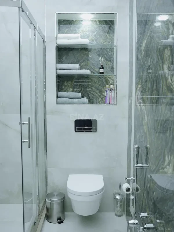 Kirayə verilir 2 otaqlı mənzil 71 m²