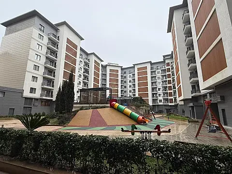 Satılır 3 otaqlı mənzil 120 m² — Bakı 3 otaq 120.00 m²