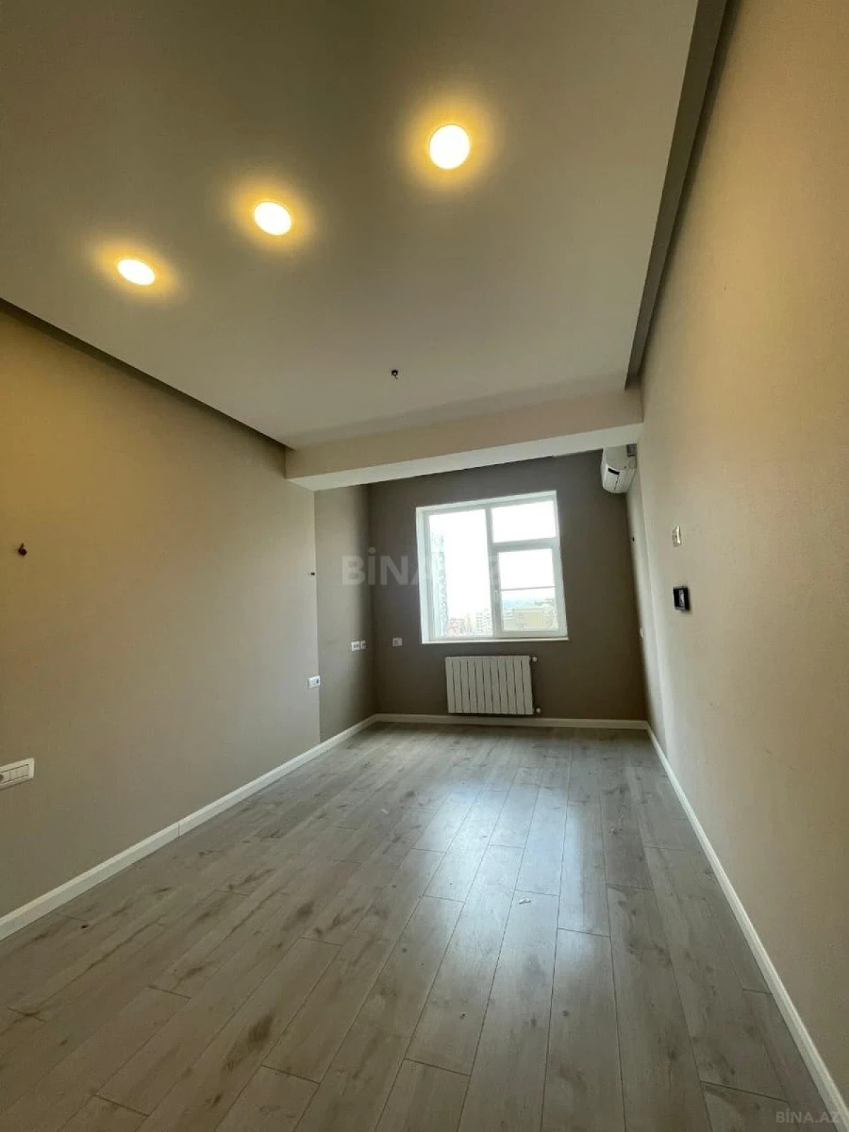 Satılır 3 otaqlı mənzil 90 m²