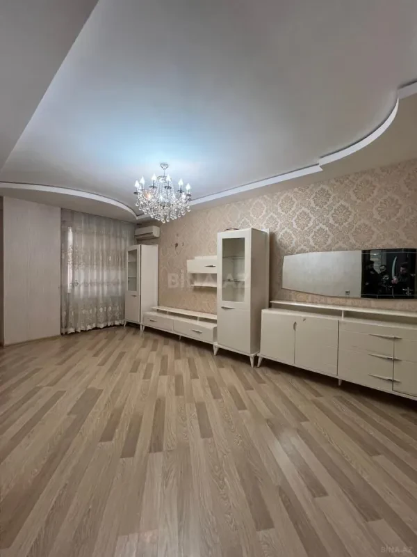 Satılır 2 otaqlı mənzil 80 m²