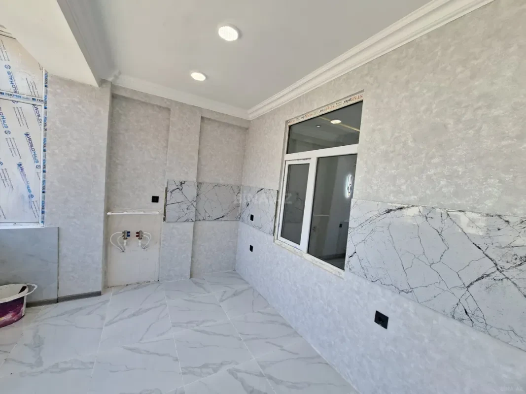 Satılır 3 otaqlı mənzil 83 m²