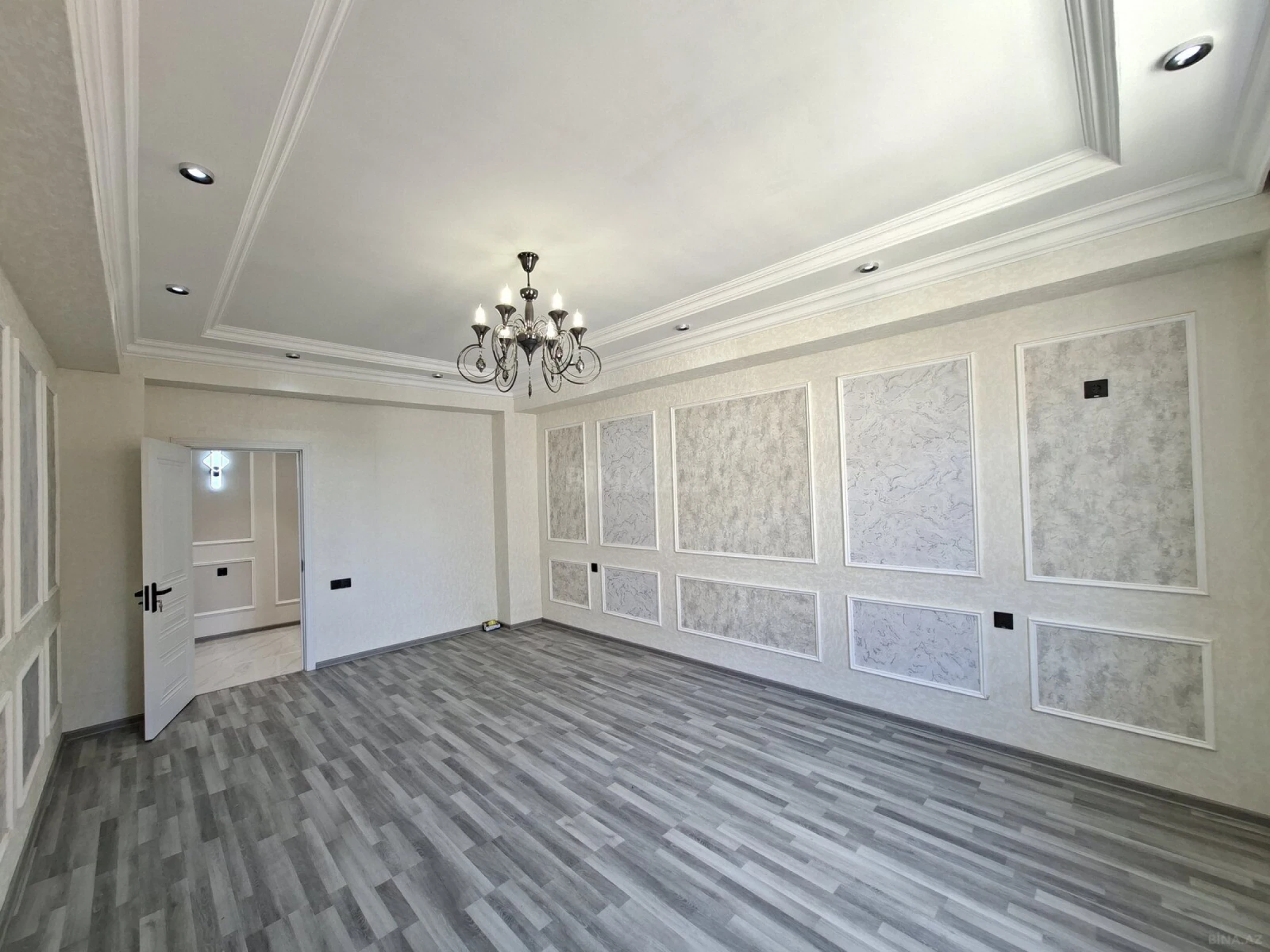 Satılır 3 otaqlı mənzil 83 m²