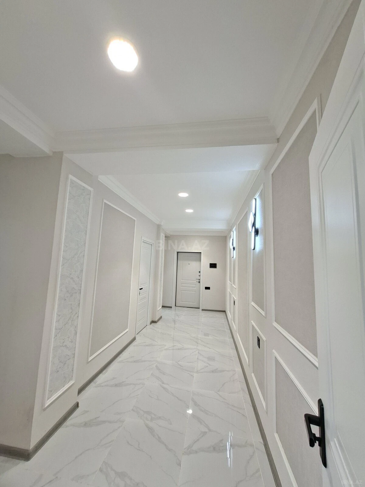 Satılır 3 otaqlı mənzil 83 m²