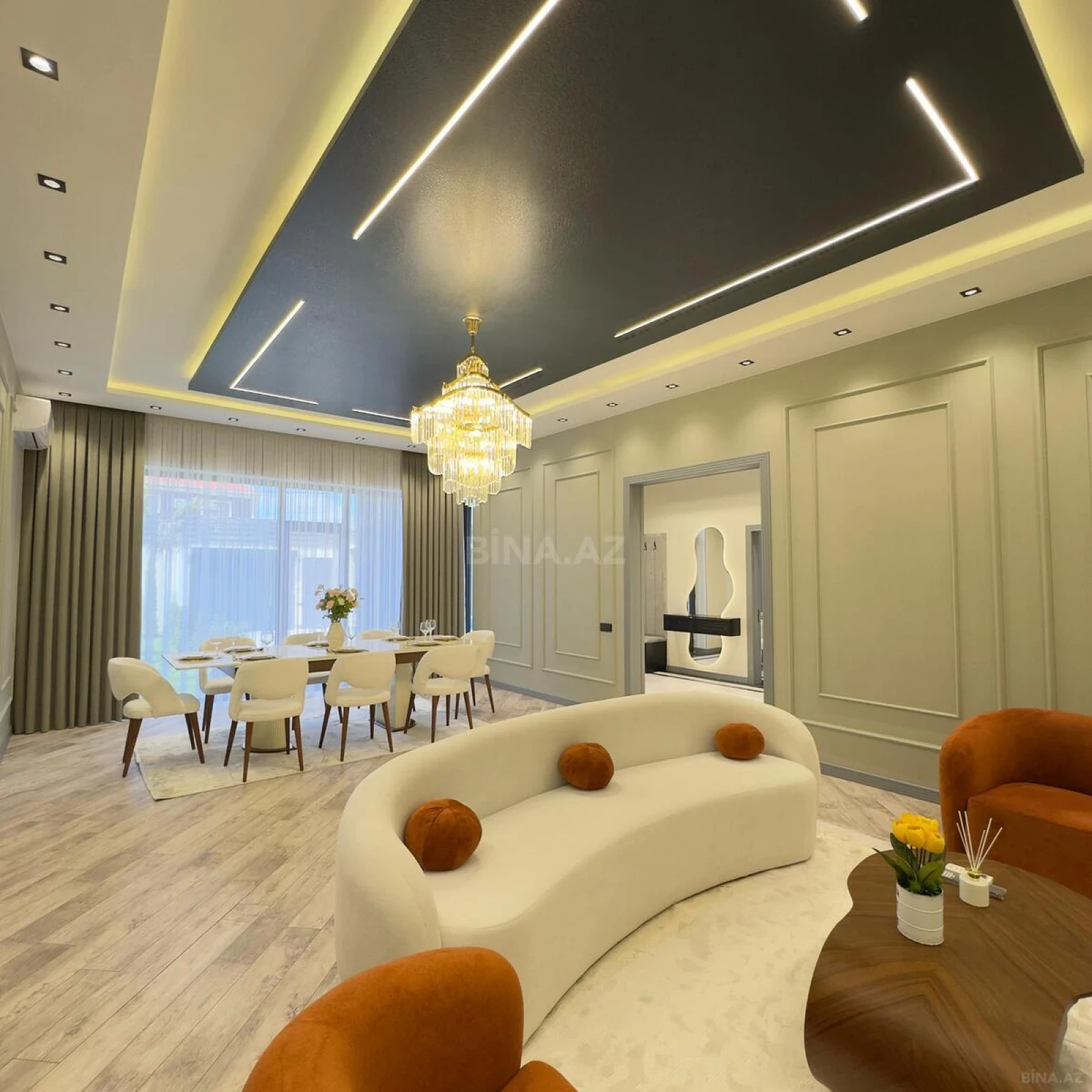 Satılır 5 otaqlı həyət evi 180 m²