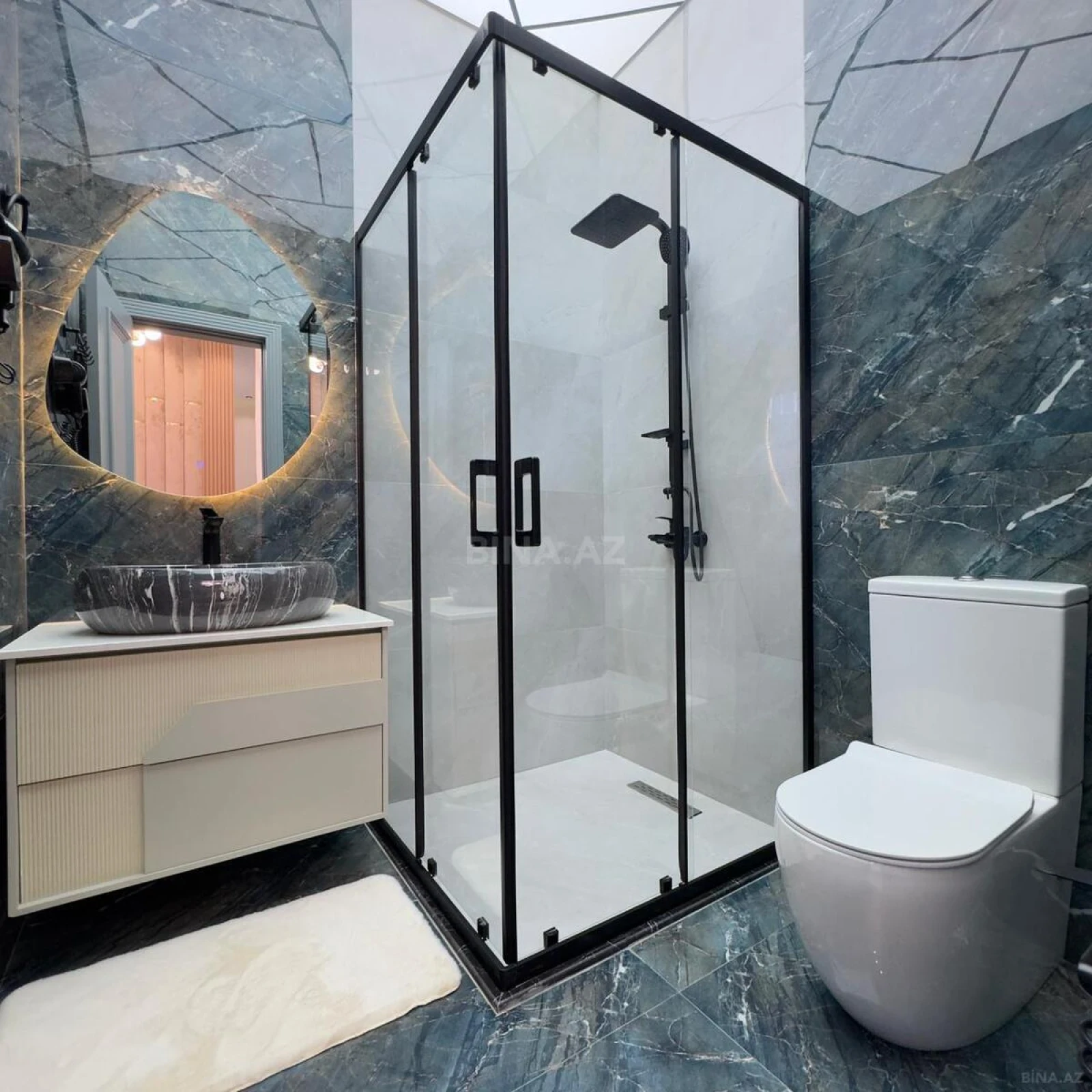 Satılır 5 otaqlı həyət evi 180 m²