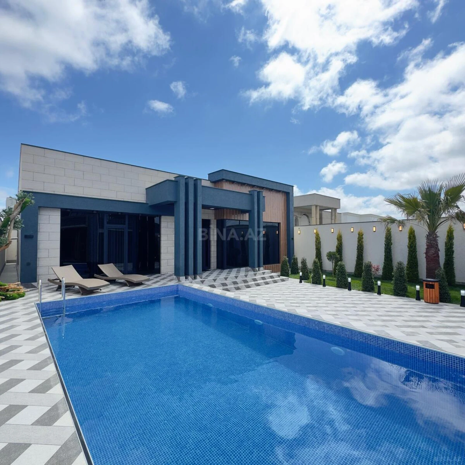 Satılır 5 otaqlı həyət evi 180 m²