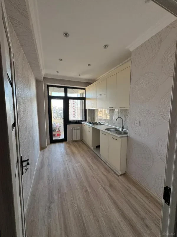 Kirayə verilir 2 otaqlı mənzil 60 m²