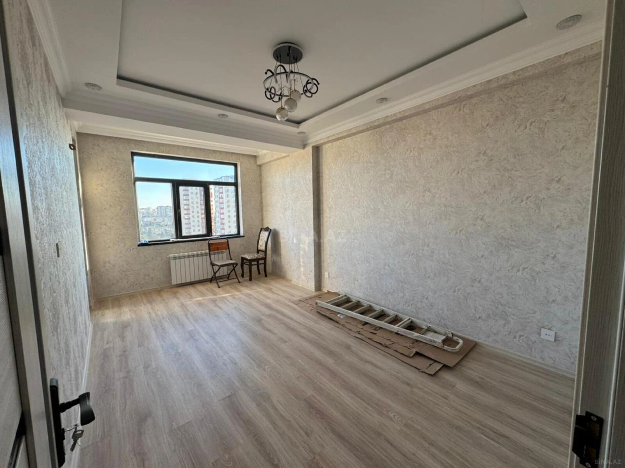 Kirayə verilir 2 otaqlı mənzil 60 m²