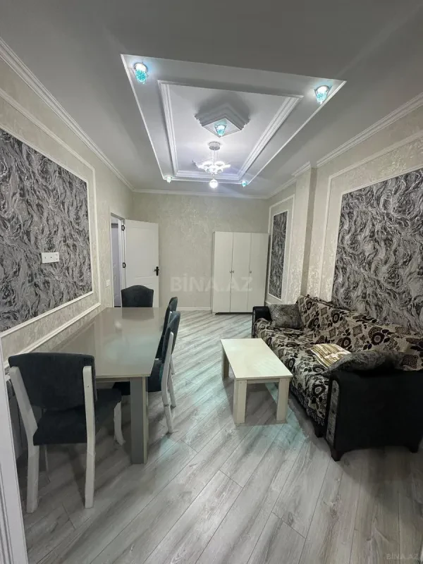 Kirayə verilir 2 otaqlı mənzil 57 m²