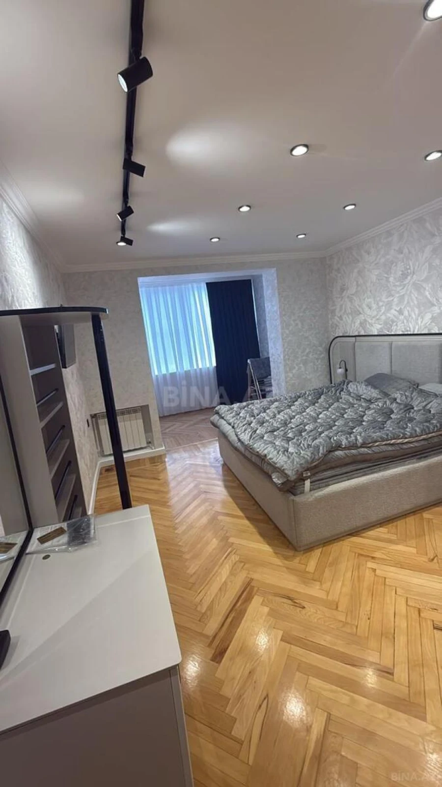Kirayə verilir 3 otaqlı mənzil 100 m²