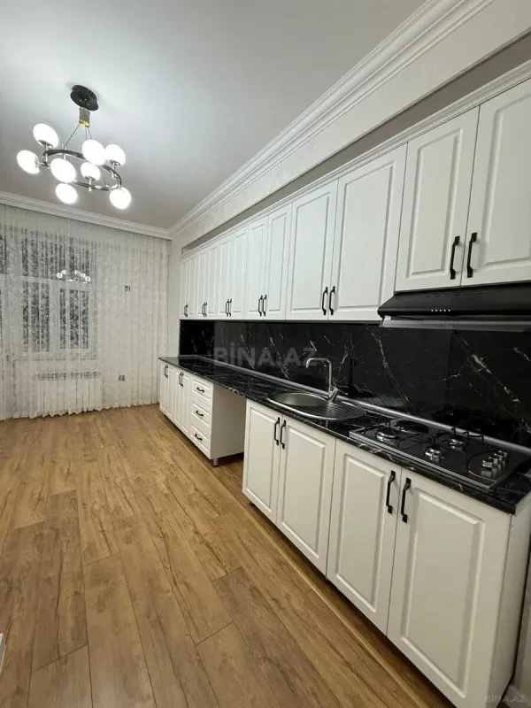 Satılır 3 otaqlı mənzil 101 m²