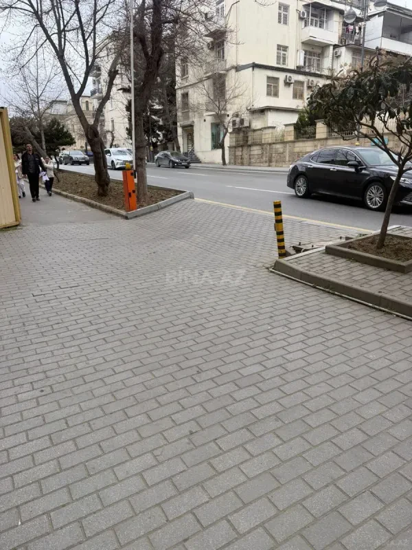 Kirayə verilir obyekt 320 m²