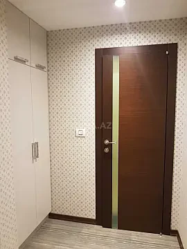 Kirayə verilir 2 otaqlı mənzil 100 m²