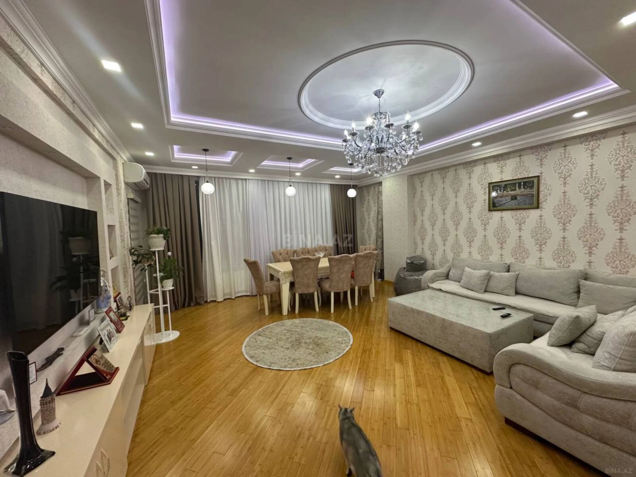 Satılır 3 otaqlı mənzil 140 m²
