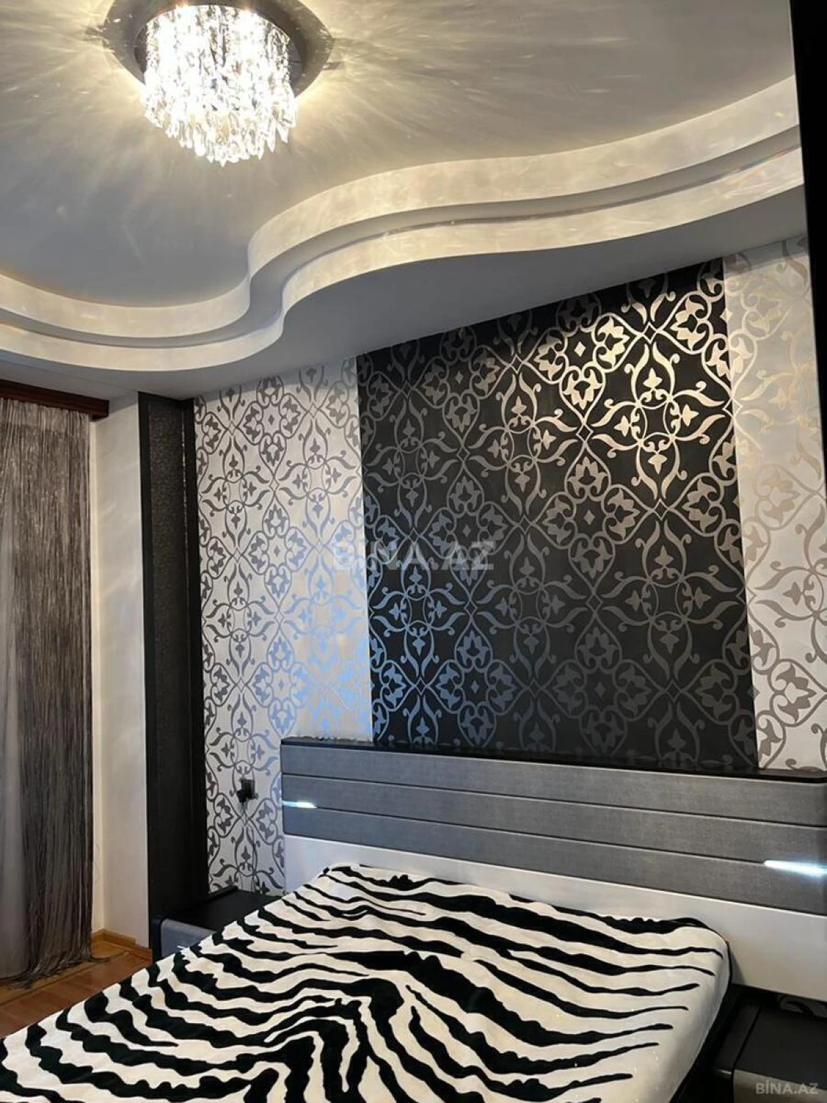 Kirayə verilir 3 otaqlı mənzil 120 m²