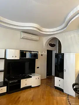 Kirayə verilir 3 otaqlı mənzil 120 m²