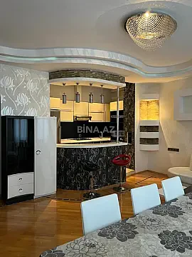 Kirayə verilir 3 otaqlı mənzil 120 m²