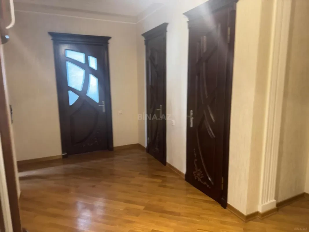 Satılır 3 otaqlı mənzil 95 m²