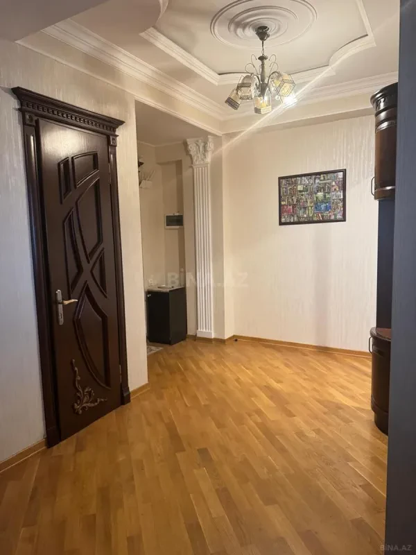 Satılır 3 otaqlı mənzil 95 m²
