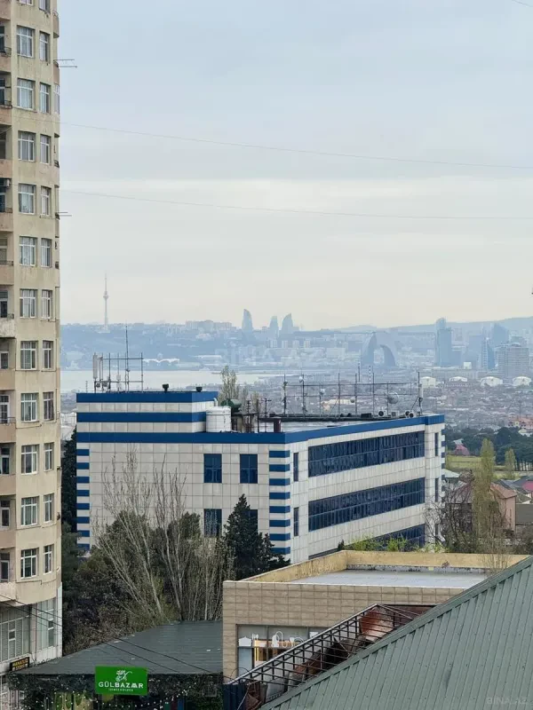 Satılır 3 otaqlı mənzil 95 m²
